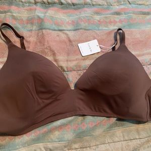 NWT Chocolate brown, wireless Luvlette bra - size 90E (40D)